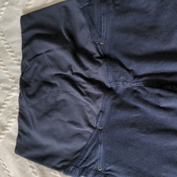 Maternity size small/6 bundle - Picture 8 of 12